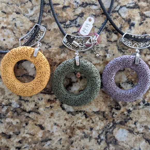 Handmade Lava Stone Aromatherapy Diffuser Necklaces - Mustard/Gold - Picture 9 of 10